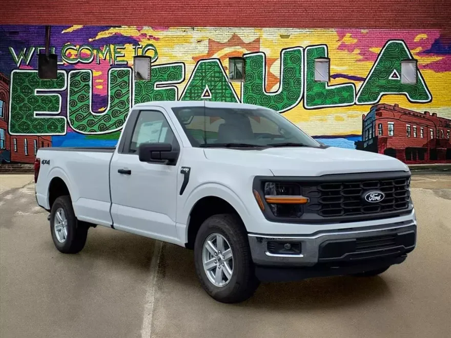 2025 Ford F-150 XL photo 1