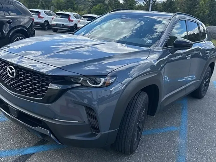 2025 Mazda CX-50 Premium photo 1
