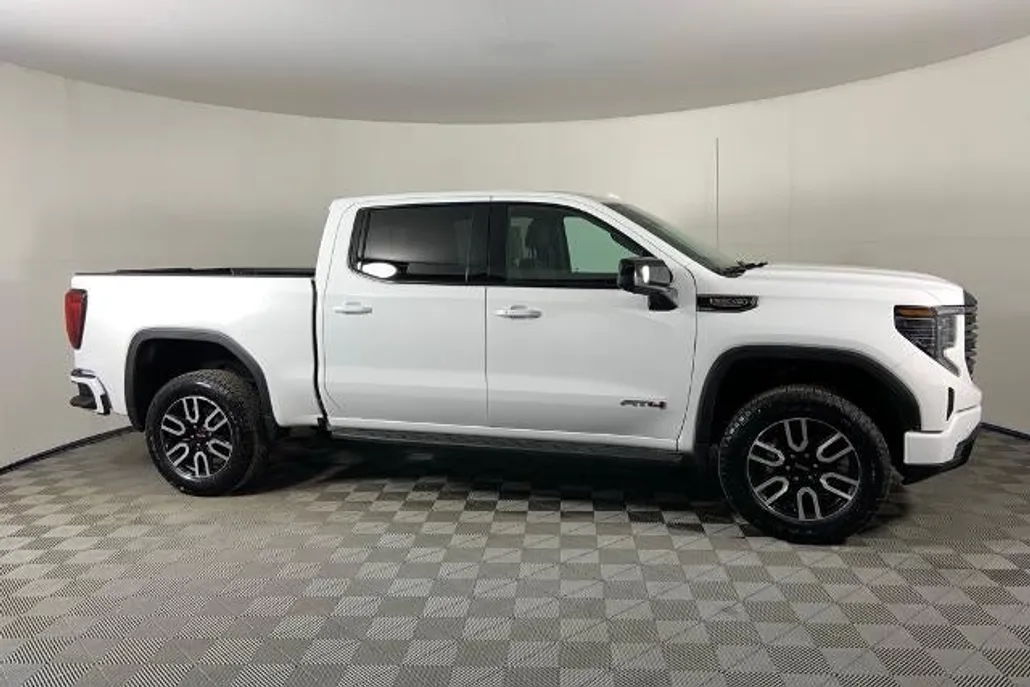 2025 Gmc Sierra 1500 AT4 photo 1