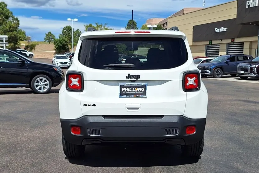 2020 Jeep Renegade Latitude photo 1