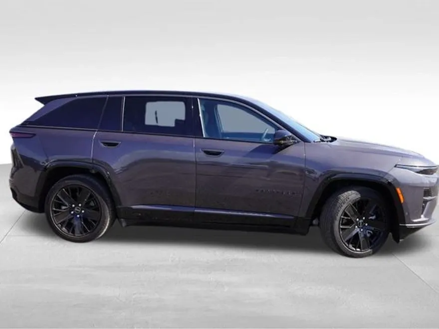 2024 Jeep Wagoneer S Launch Edition photo 1