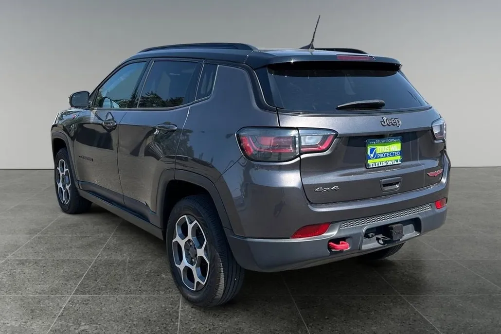 2022 Jeep Compass Trailhawk photo 1