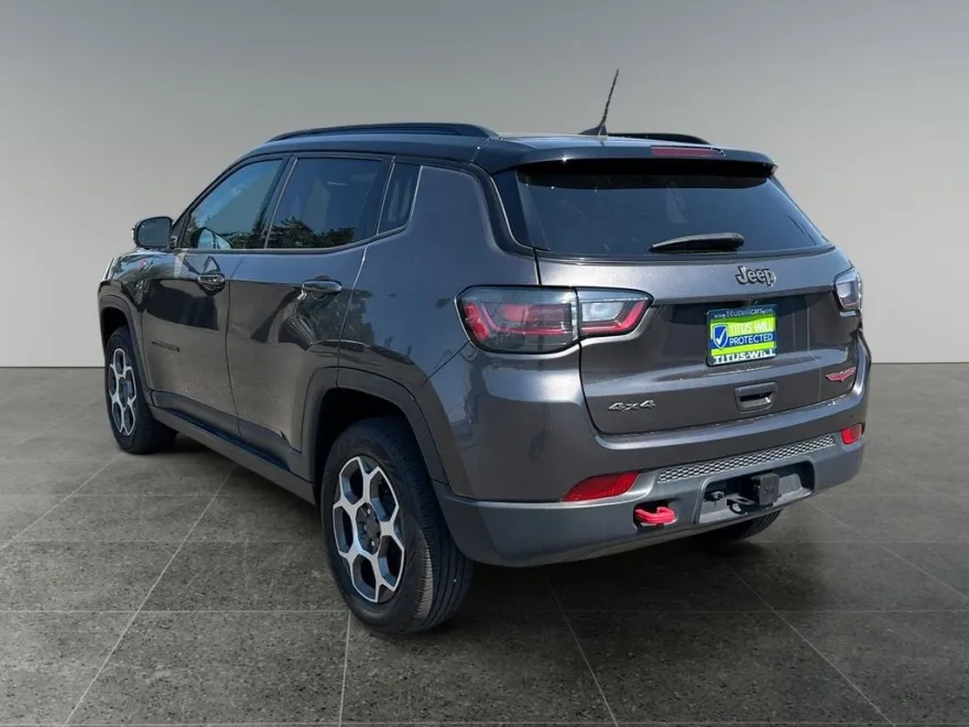 2022 Jeep Compass Trailhawk photo 1