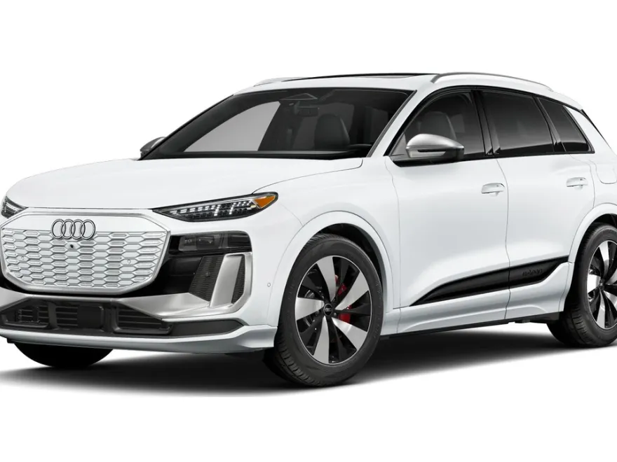 2025 Audi SQ6 photo 1