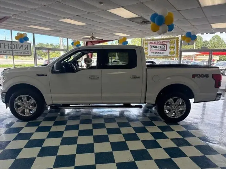 2019 Ford F-150 XLT photo 1