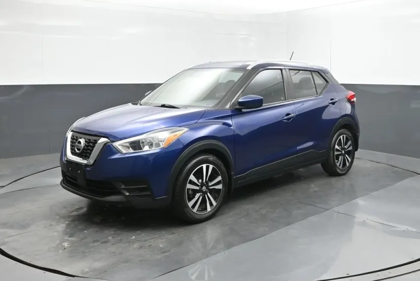 2020 Nissan Kicks SV photo 1