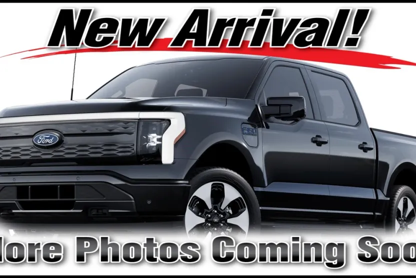 2025 Ford F-150 Lightning Platinum photo 1