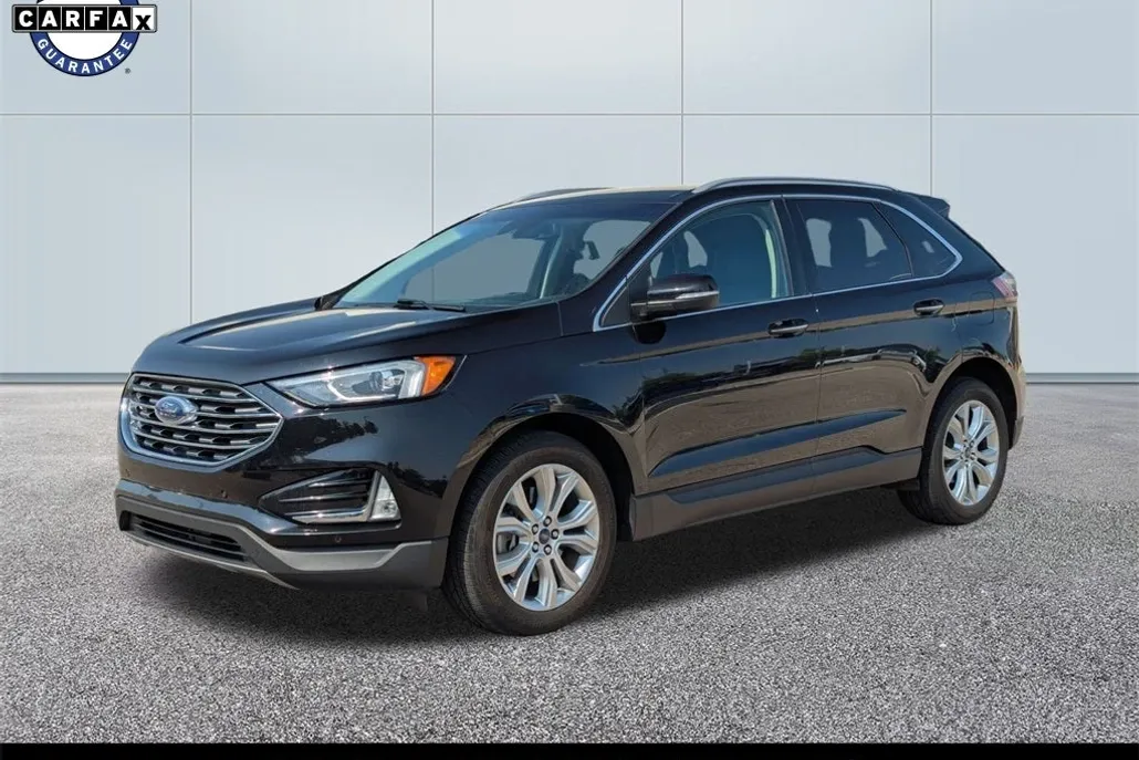 2020 Ford Edge Titanium photo 1