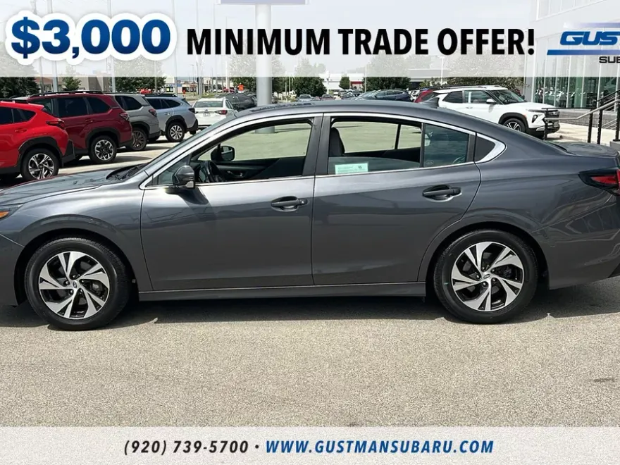 2022 Subaru Legacy Premium photo 1