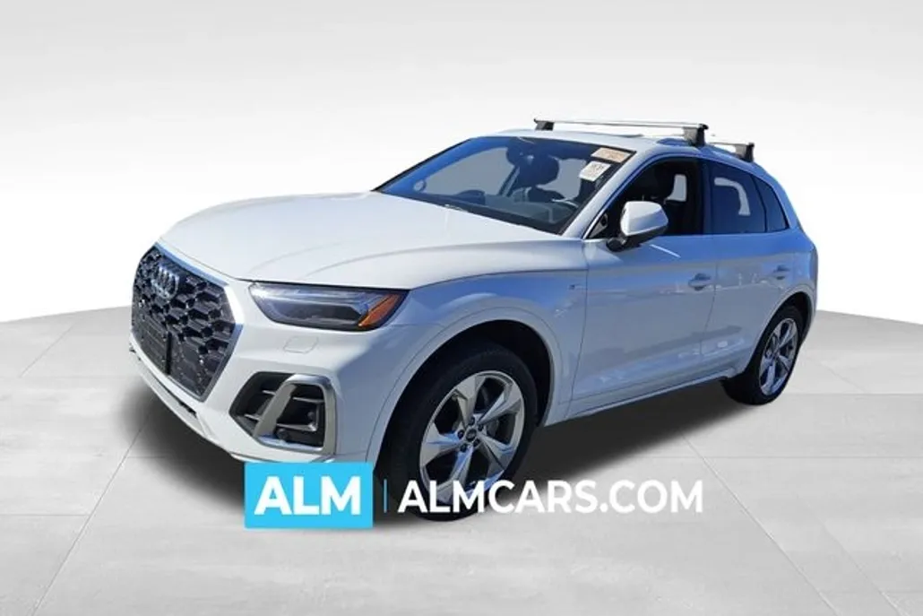 2021 Audi Q5 45 Premium photo 1