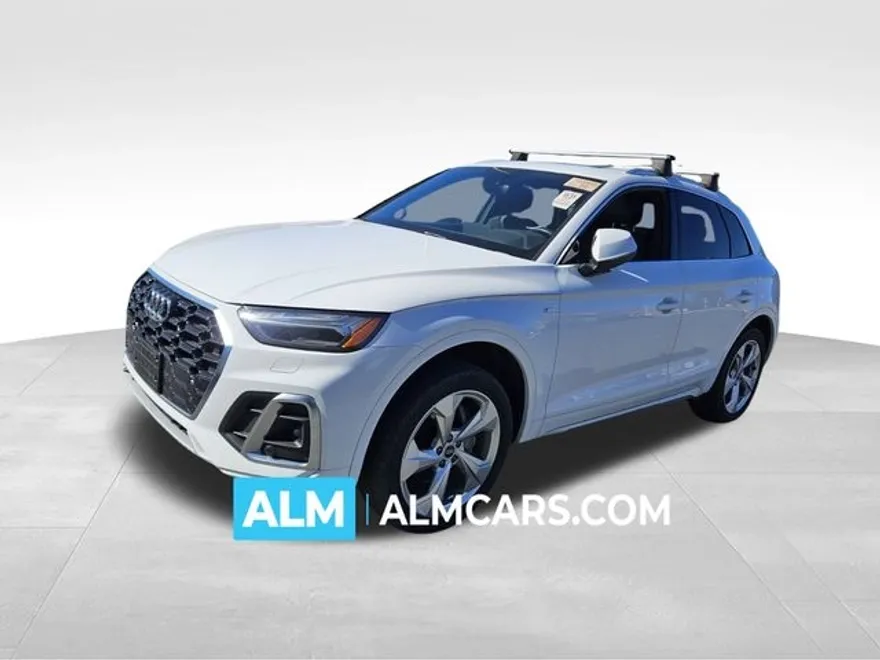 2021 Audi Q5 45 Premium photo 1