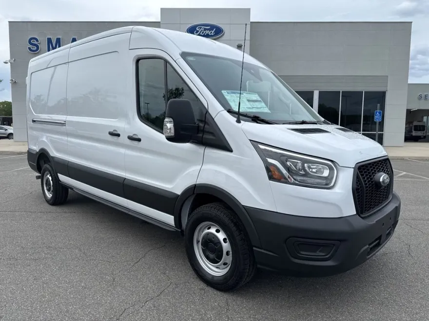 2025 Ford Transit photo 1