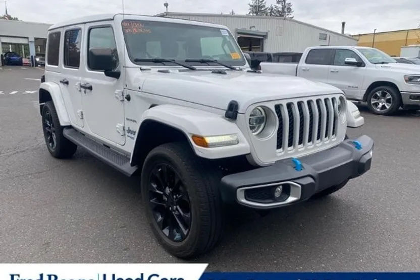 2022 Jeep Wrangler Unlimited Sahara 4xe photo 1