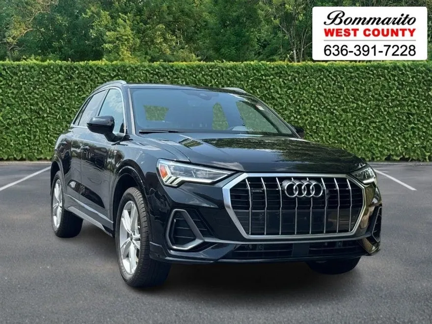 2024 Audi Q3 S line Premium Plus 45 TFSI photo 1
