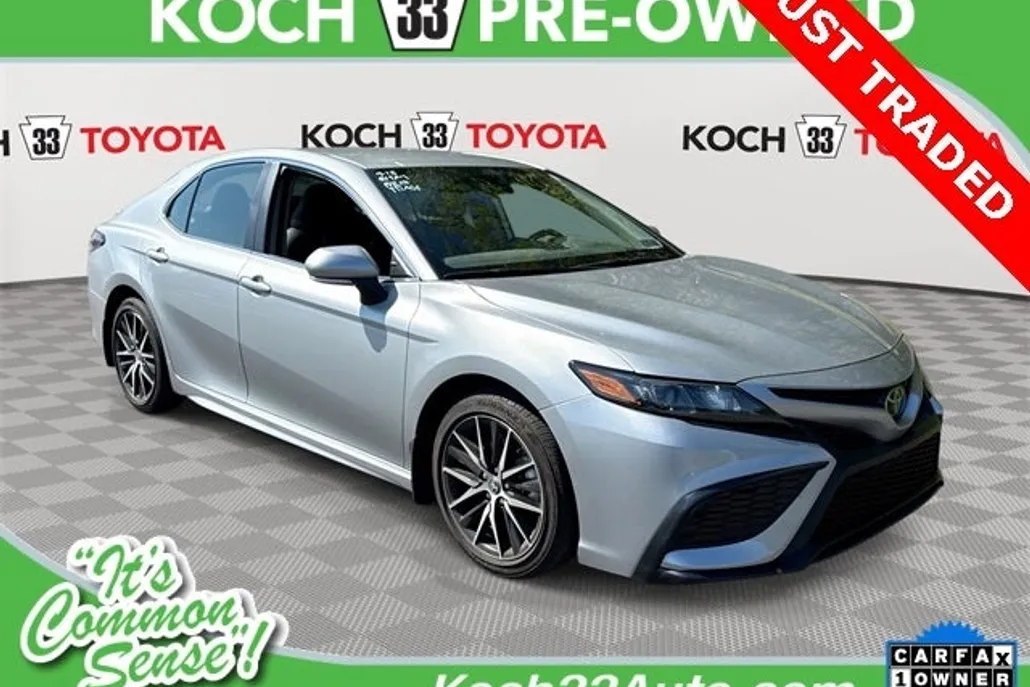 2024 Toyota Camry SE photo 1