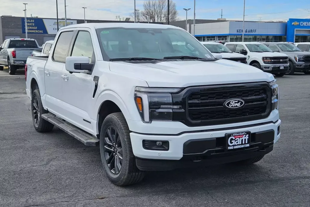 2025 Ford F-150 Lariat photo 1