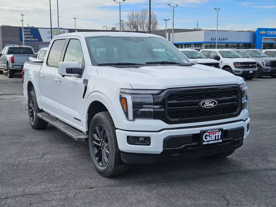 2025 Ford F-150 Lariat photo 1