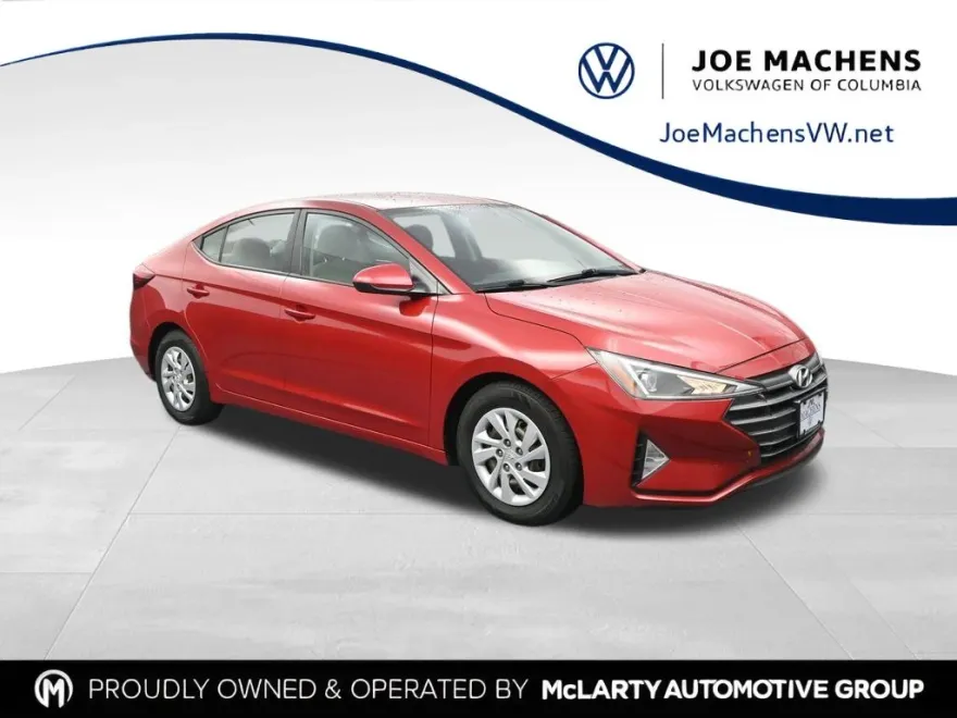 2019 Hyundai Elantra SE photo 1