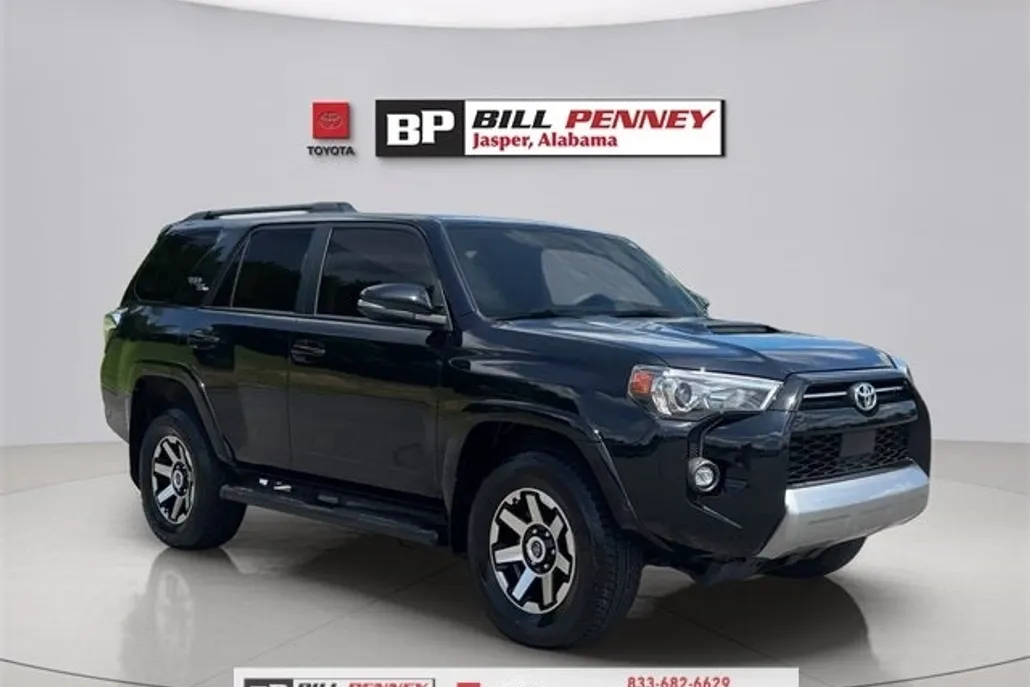 2023 Toyota 4Runner TRD Off-Road Premium photo 1