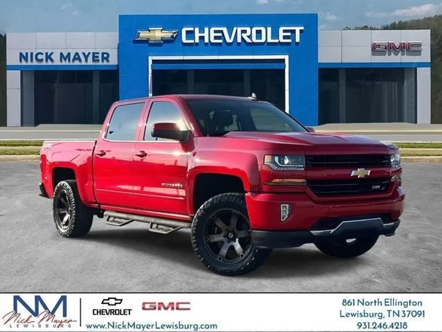 2017 Chevrolet Silverado 1500 LT photo 1