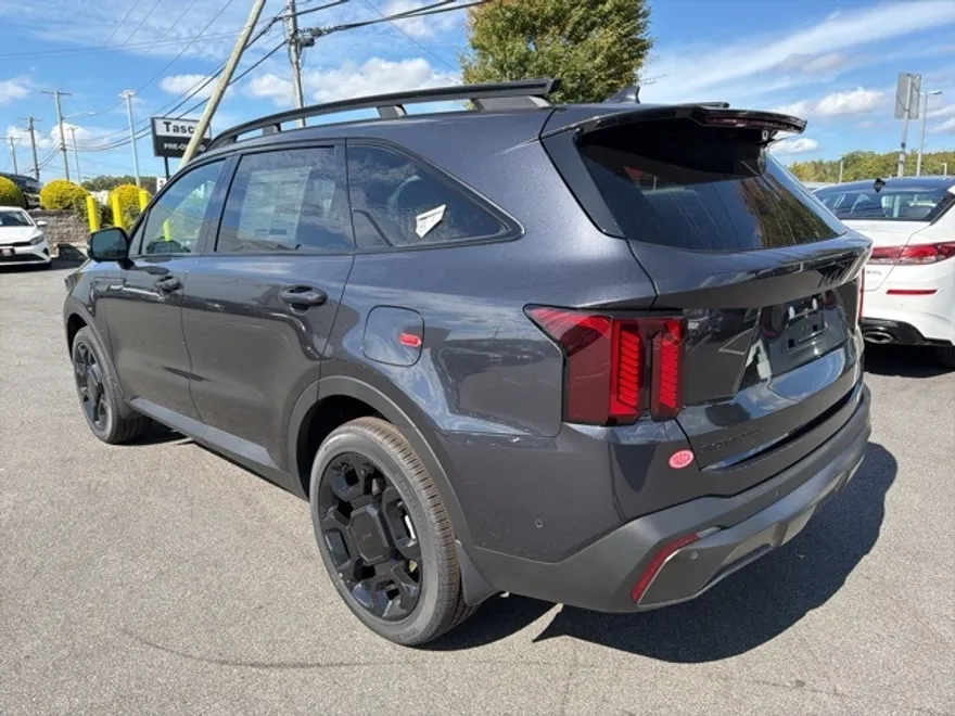2025 Kia Sorento X-Line SX Prestige photo 1
