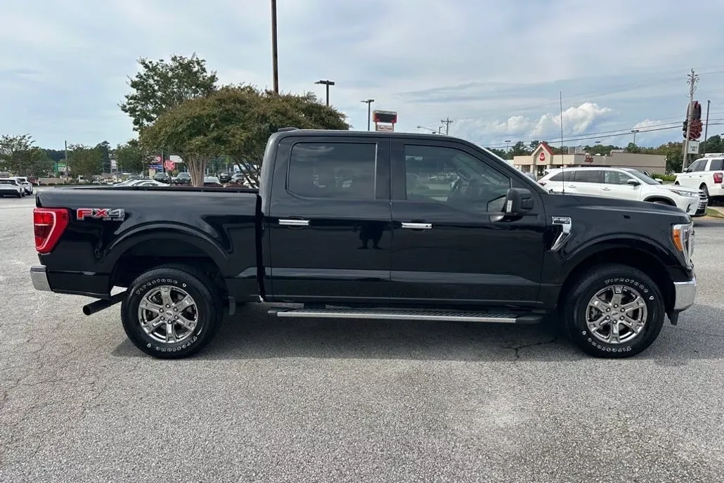 2021 Ford F-150 XLT photo 1