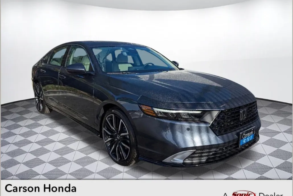 2025 Honda Accord Hybrid Touring photo 1
