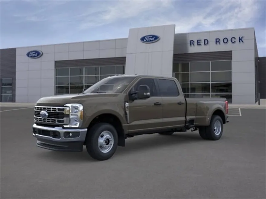 2026 Ford F-350 photo 1