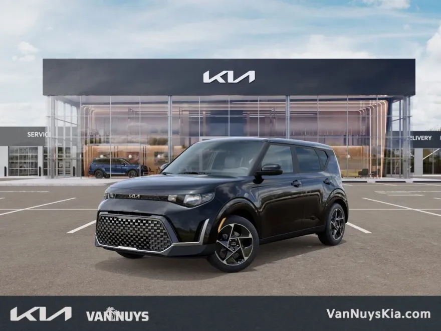 2025 Kia Soul EX photo 1