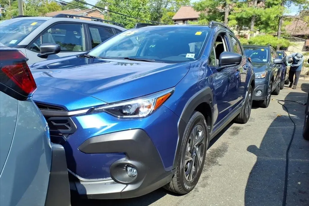 2025 Subaru Crosstrek Premium photo 1