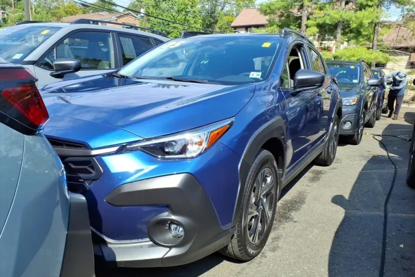 2025 Subaru Crosstrek Premium photo 1