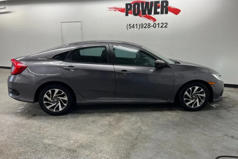 2016 Honda Civic EX photo 1