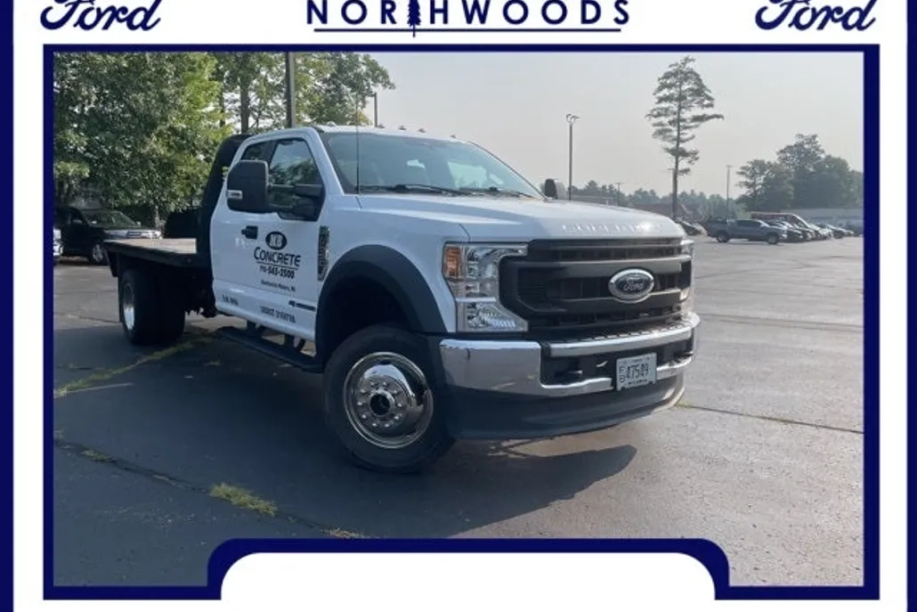 2022 Ford F-550 photo 1