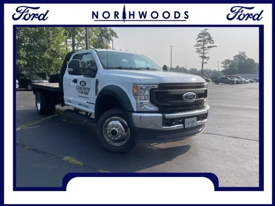 2022 Ford F-550 photo 1