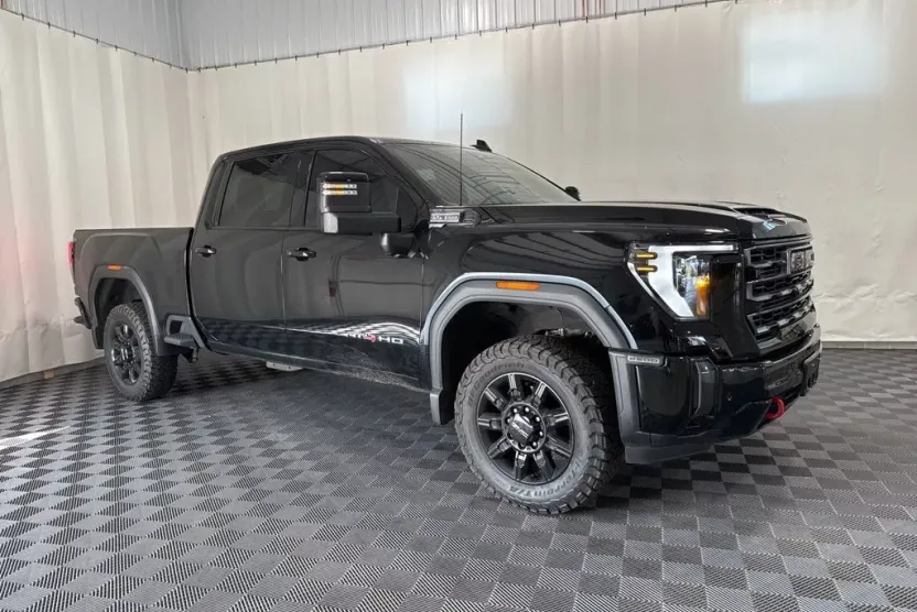 2024 Gmc Sierra HD AT4 photo 1