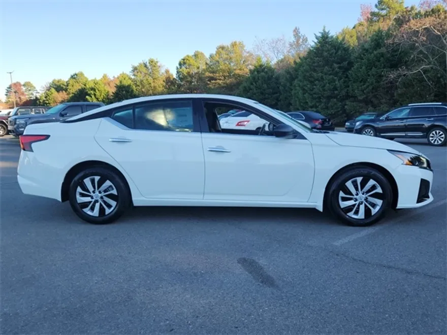 2025 Nissan Altima 2.5 S photo 1