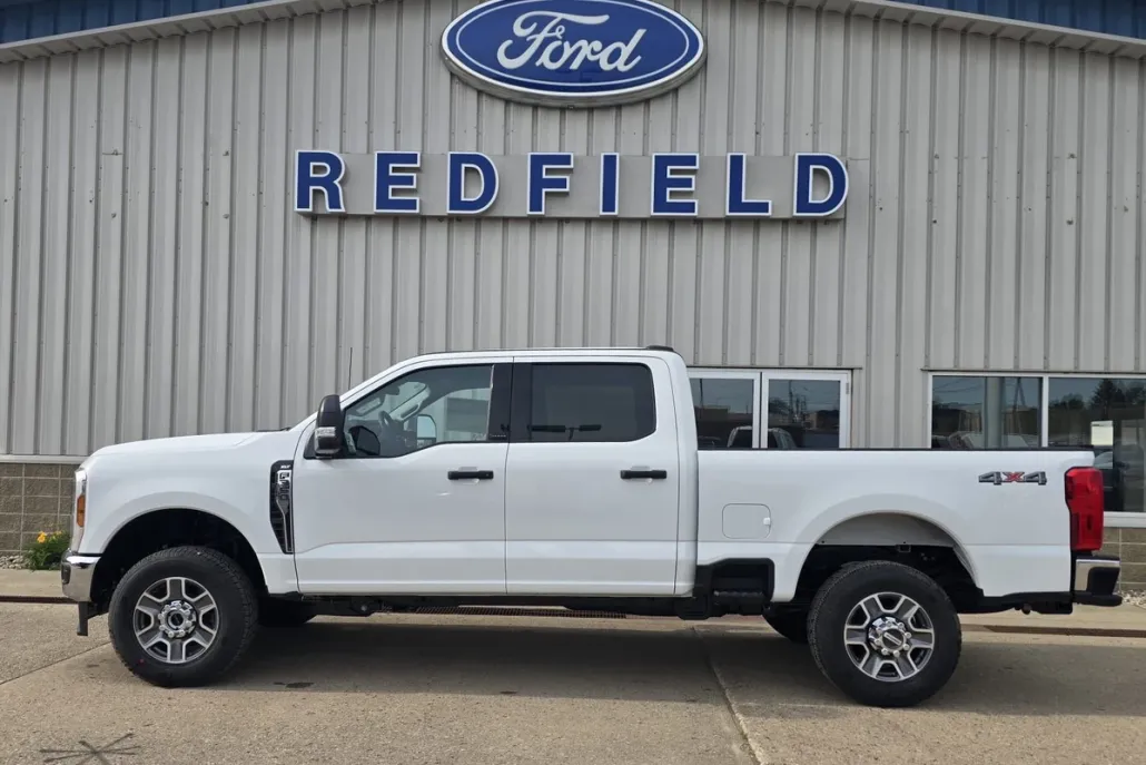2025 Ford F-350 XLT photo 1