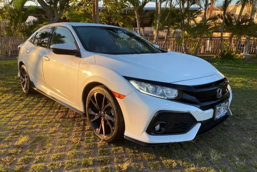 2018 Honda Civic Sport photo 1