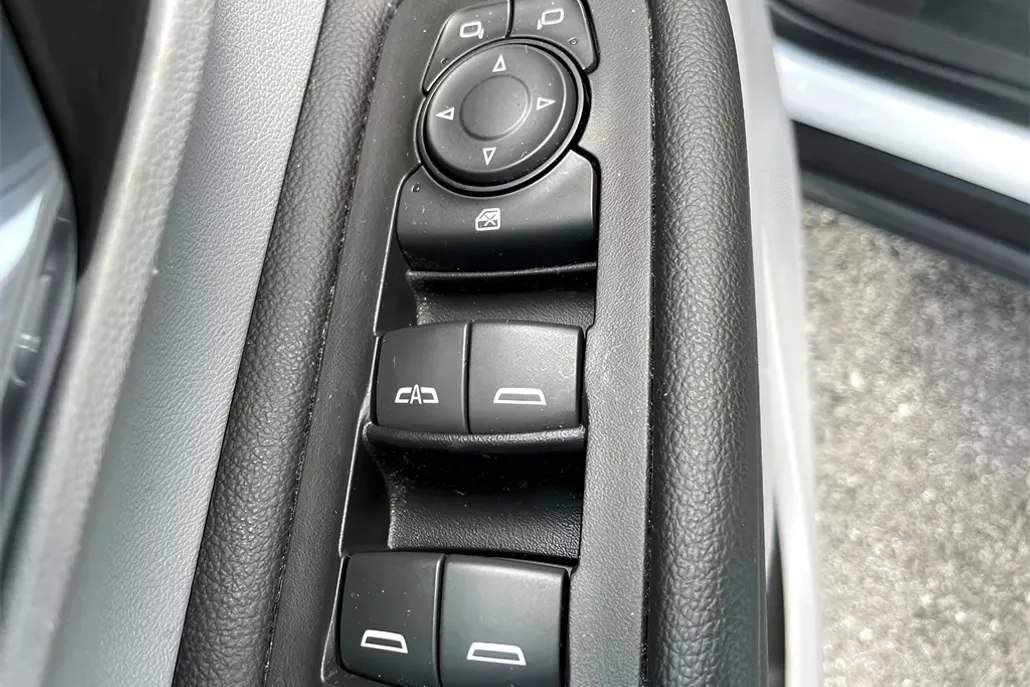 2023 Gmc Terrain SLT photo 1