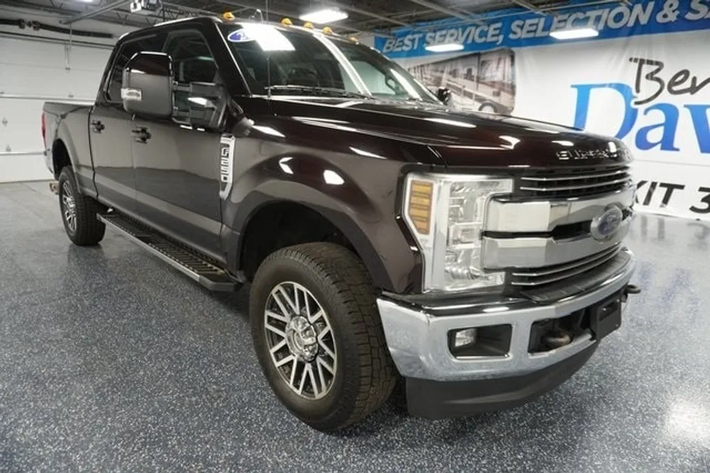 2019 Ford F-250 Lariat photo 1