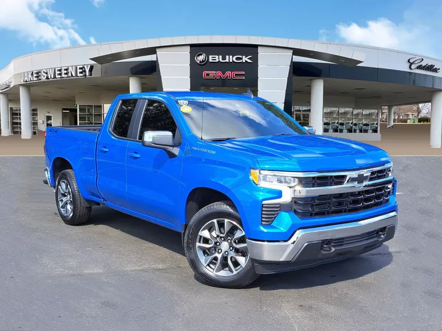 2025 Chevrolet Silverado 1500 LT photo 1