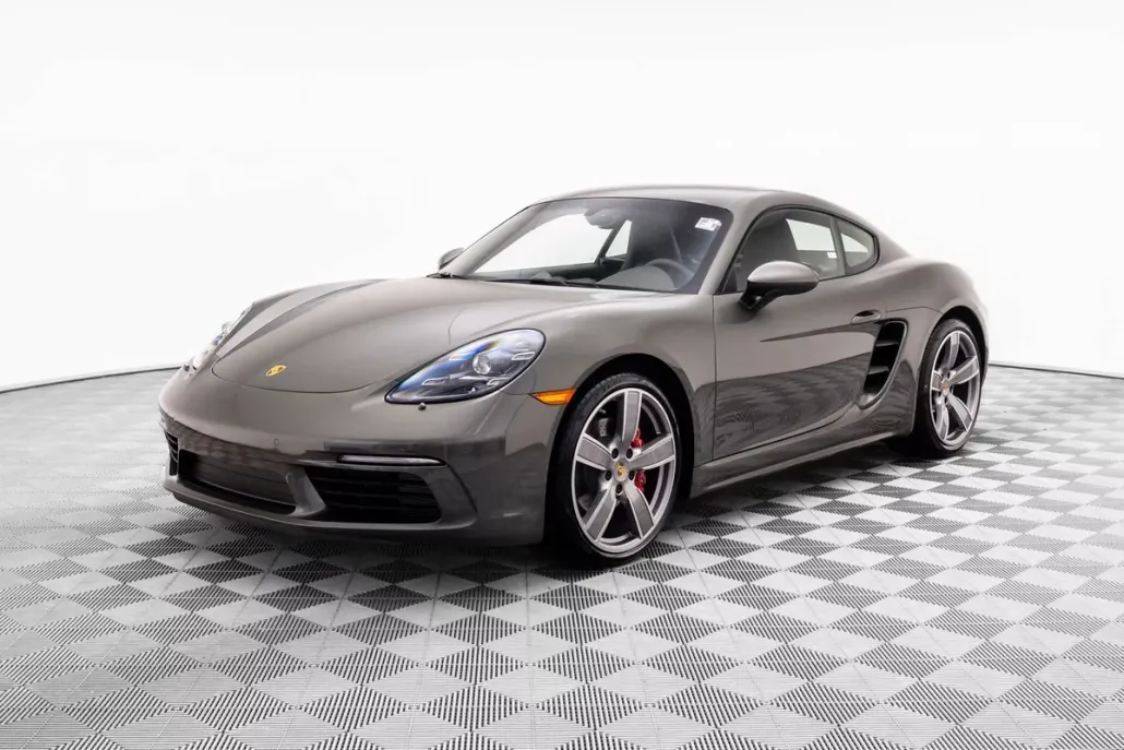 2025 Porsche Cayman S photo 1