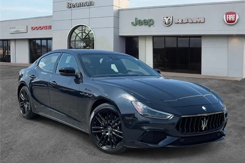 2022 Maserati Ghibli Modena Q4 photo 1