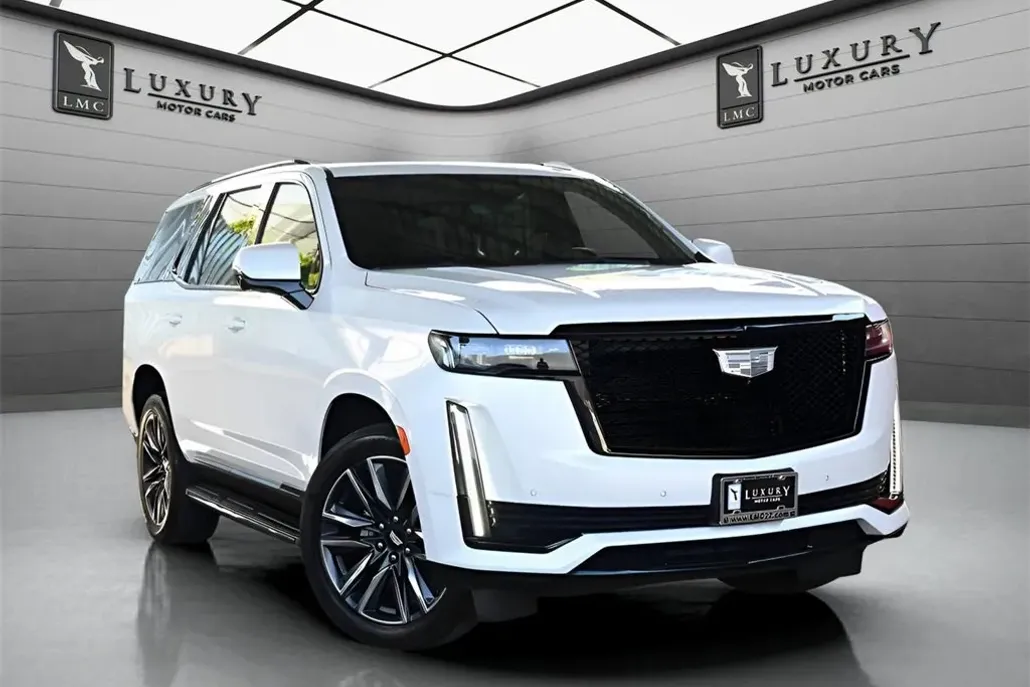 2021 Cadillac Escalade Sport photo 1