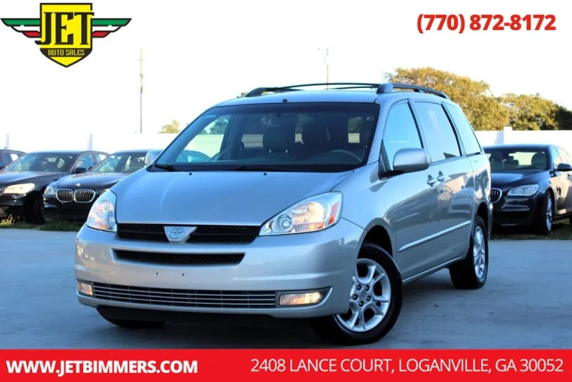 2005 Toyota Sienna XLE photo 1
