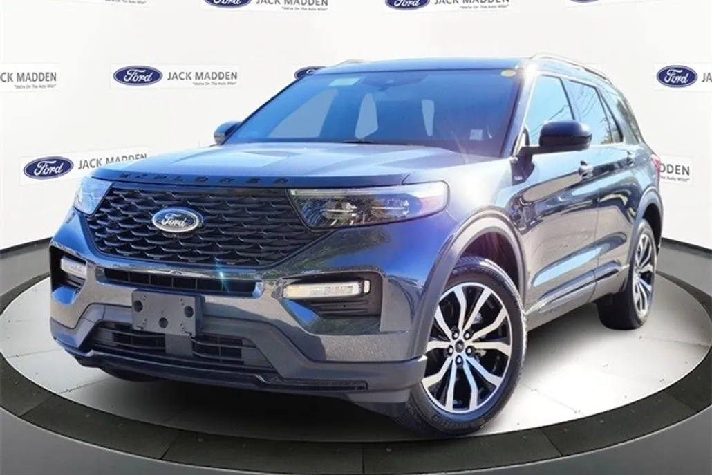 2022 Ford Explorer ST-Line photo 1