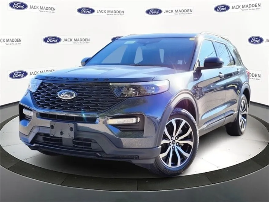 2022 Ford Explorer ST-Line photo 1