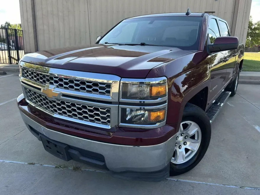 2015 Chevrolet Silverado 1500 LT photo 1