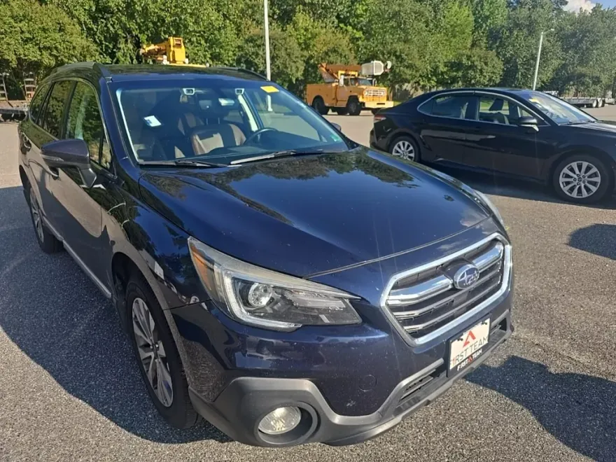 2018 Subaru Outback 2.5i photo 1