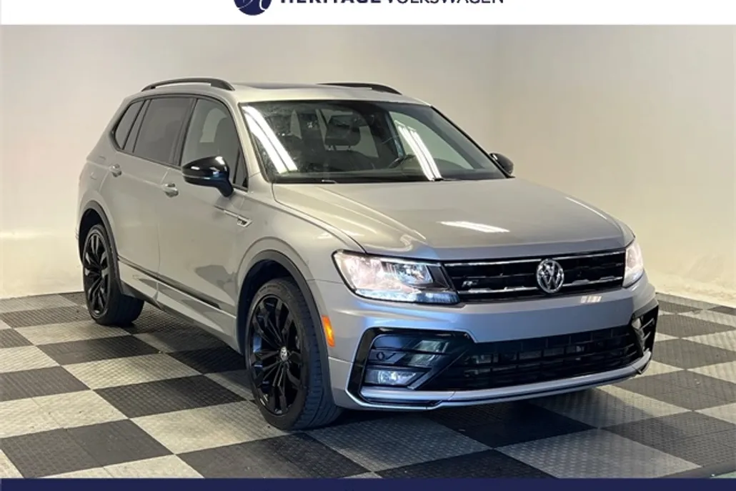 2021 Volkswagen Tiguan SE R-Line Black photo 1